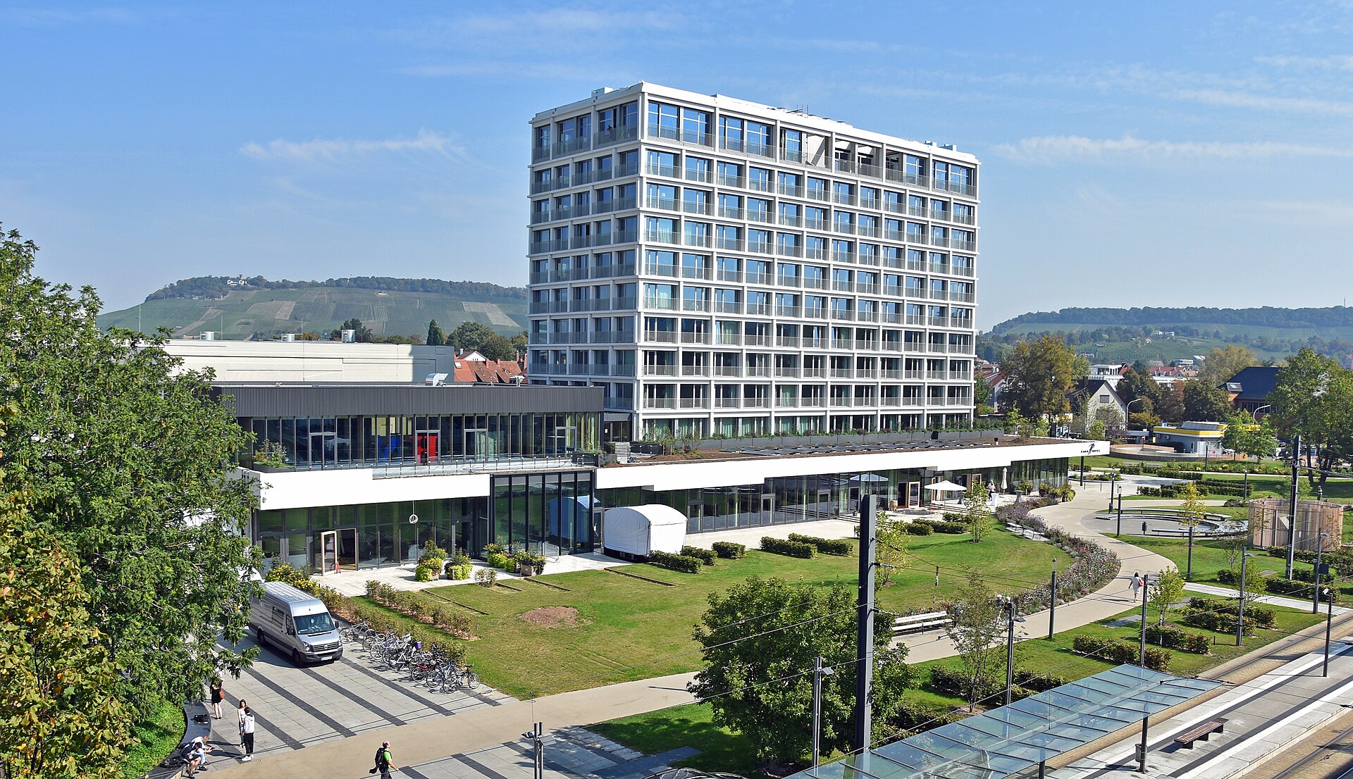 Stadtgarten Heilbronn mit Konzert- und Kongresszentrum Harmonie und Parkhotel